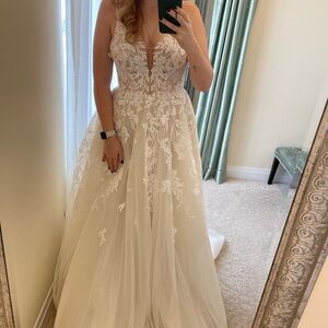 A-line wedding dress Martina Liana 1214